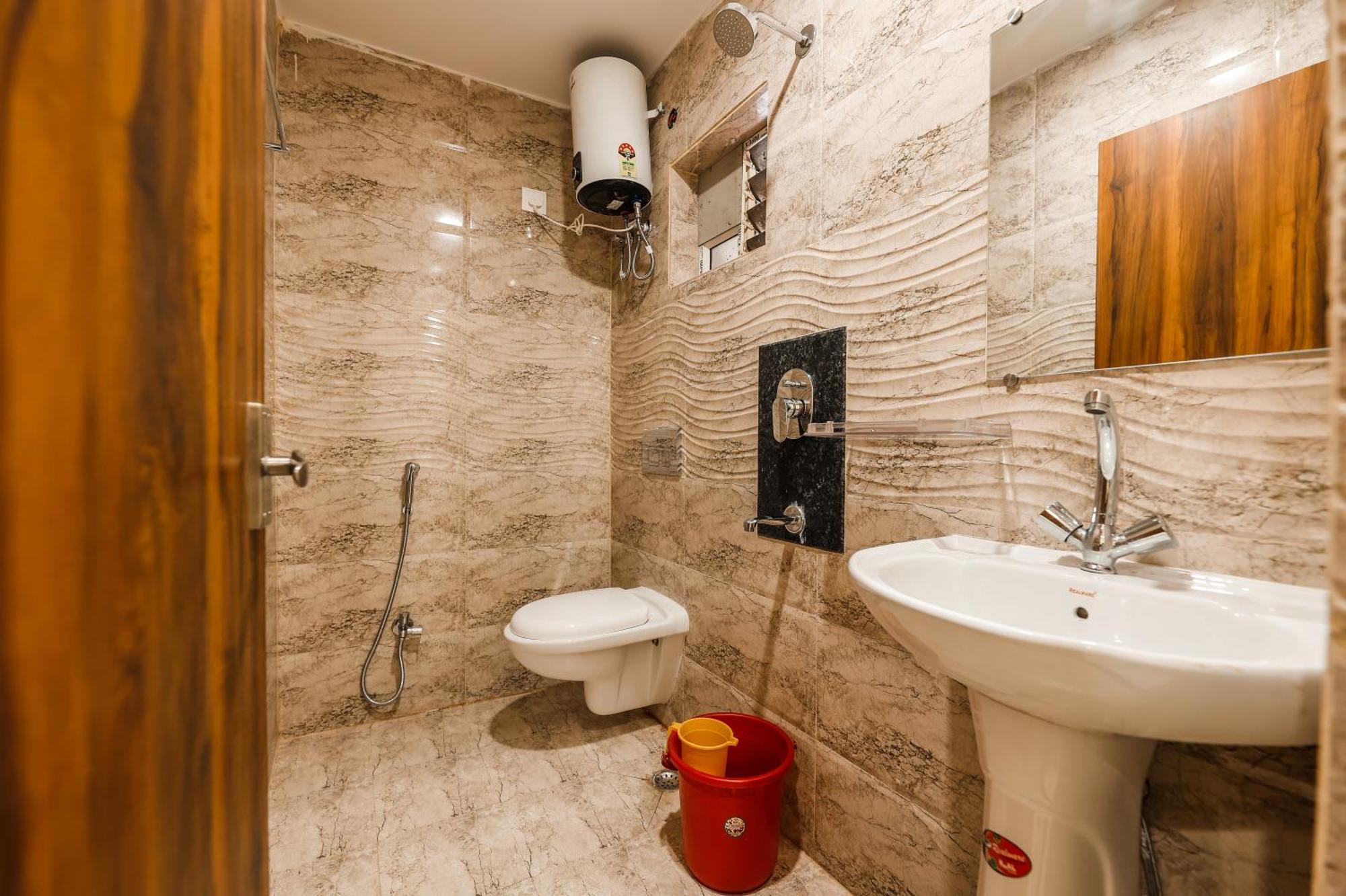 Hotel Holiday Express Калькутта Экстерьер фото