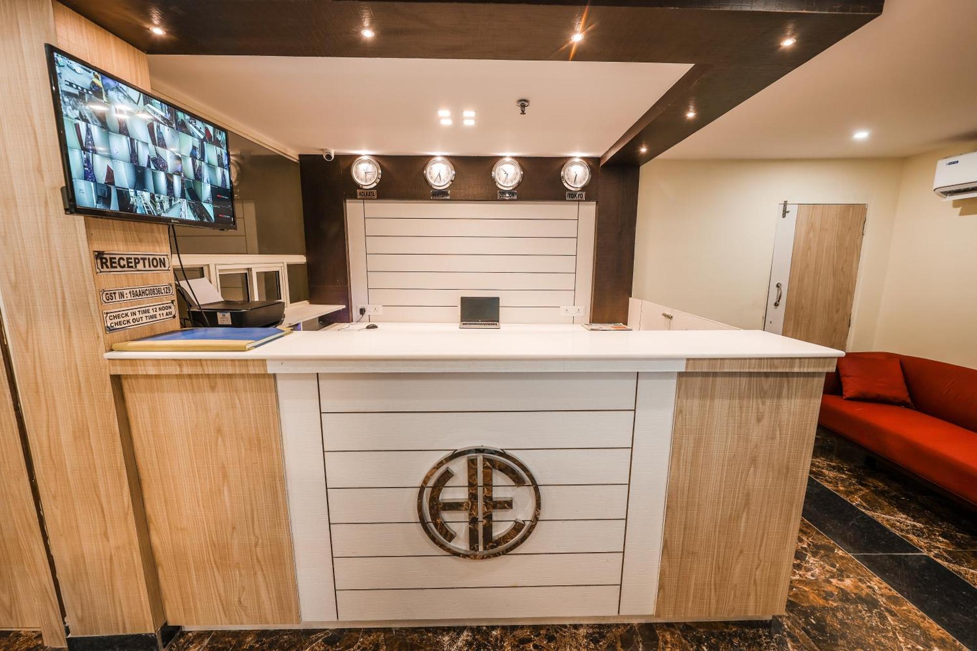 Hotel Holiday Express Калькутта Экстерьер фото